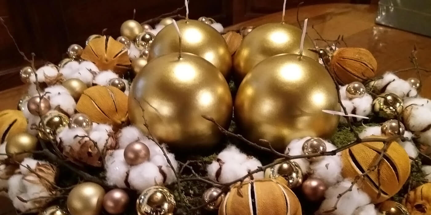 Božična dekoracija v gostilni Kovač.